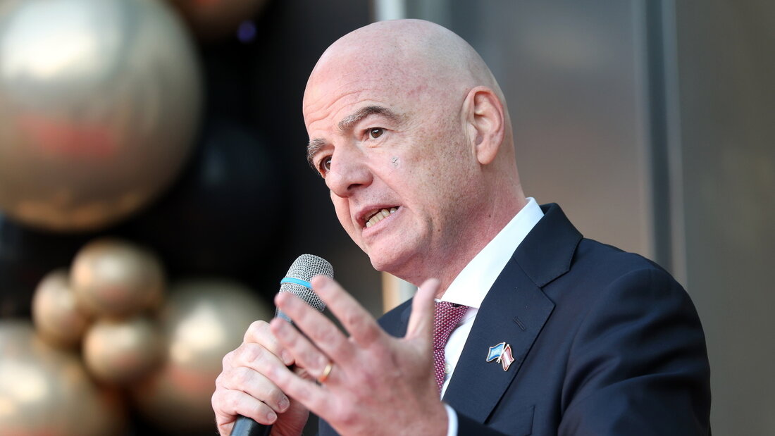In Bedrängnis: Nach einer Reihe anderer nationaler Verbände zieht auch der Schweizer Fussballverband seine Unterstützung für eine weitere Amtszeit des FIFA-Präsidenten Gianni Infantino zurück 20260930170819150.jpg