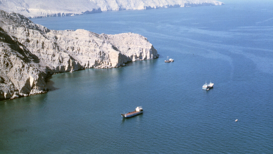 Die Meerenge zwischen dem Iran und dem Oman gilt als eine der wichtigsten Routen der Seefahrt weltweit. Sie ist die einzige Verbindung des Persischen Golfs mit den Weltmeeren. (Archivbild) 20260303104807221.jpg