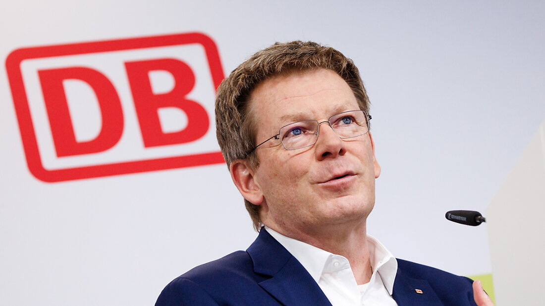 Aus der deutschen Politik gibt es Widerstand gegen den Chef der Deutsche Bahn, Richard Lutz. (Archivbild) 20250327145947806.jpg
