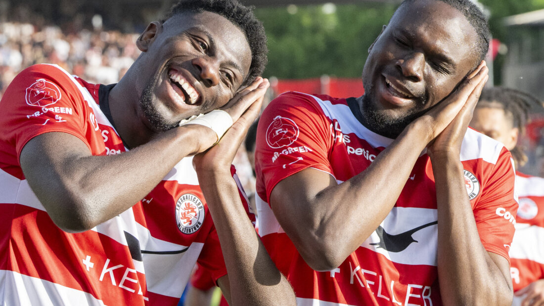 Alexandre Jankewitz (links) und Torschütze Josias Lukembila feiern das zwischenzeitliche 1:0 gegen die Grasshoppers 20250503200103964.jpg