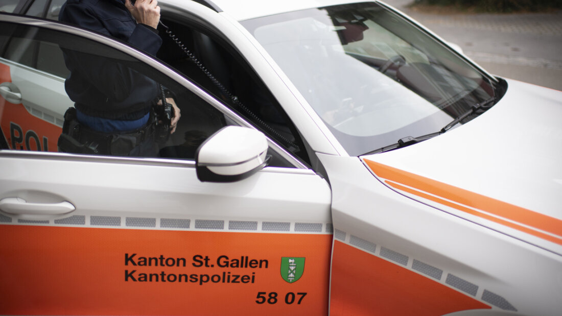 Nach dem Tod einer 71-jährigen Frau in Grabs SG ermittelt die Polizei gegen deren Ehemann. (Symbolbild) 20260426110104589.jpg