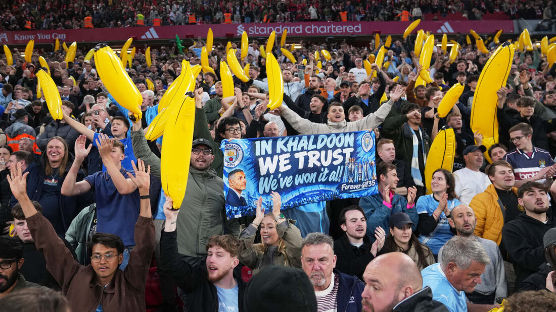 Die Fans von Manchester City geben sich kämpferisch 20261014050014806.jpg