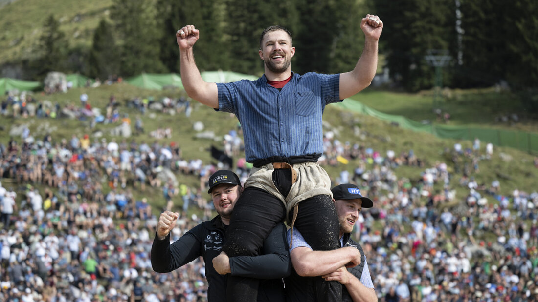 Zum sechsten Mal in diesem Jahr ganz oben: Fabian Staudenmann auf der Schwägalp 20260816171715105.jpg