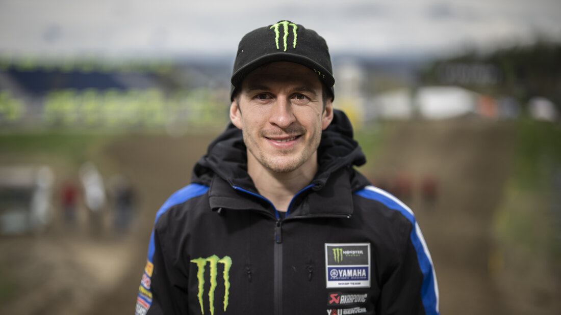 Der Zürcher Jeremy Seewer, einst WM-Anwärter im Motocross, kämpft sich nach dem Wechsel von Ducati zu KTM wieder an die Spitze heran 20260920094119623.jpg