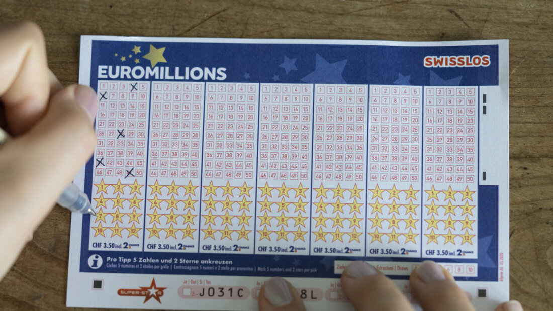 Ein weiblicher oder männlicher Glückspilz aus Grossbritannien kassierte rund 95 Millionen Franken bei Euromillions. (Symbolbild) 20250124221728060.jpg