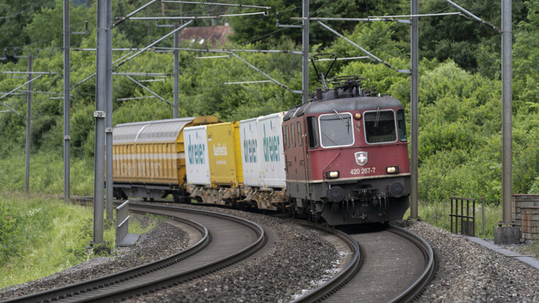 KEYSTONE/GAETAN BALLY 20251124112125524.jpg