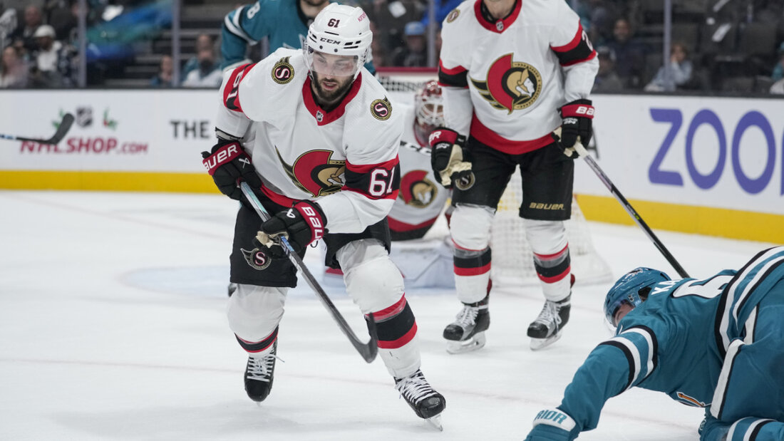 Der Neo-Genfer Derick Brassard im November 2022 im Dress der Ottawa Senators 20251216123734431.jpg