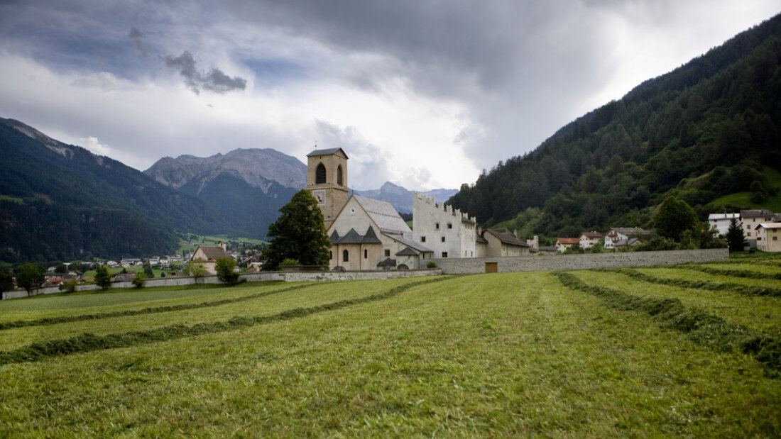 Die Staatsanwaltschaft Graubünden hat das Verfahren gegen einen Priester des Klosters St. Johann in Müstair, gegen den Missbrauchsvorwürfen im Raum standen, eingestellt. Die Einstellungsverfügung ist aber noch nicht rechtskräftig. 20260602163757250.jpg