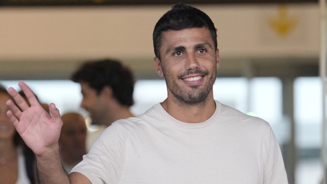 Rodri unterschrieb beim FC Barcelona einen Vertrag über vier Jahre 20260818193254017.jpg