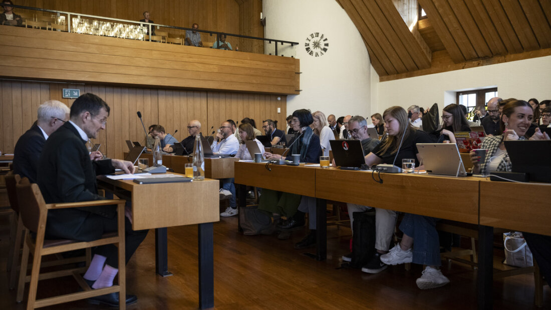 Das St. Galler Stadtparlament lehnt eine weitgehende Verselbständigung der Stadtwerke ab. (Archivbild) 20260527115451830.jpg