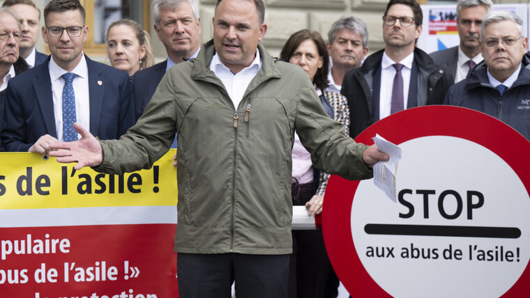 KEYSTONE/PETER SCHNEIDER 20250924134253361.jpg