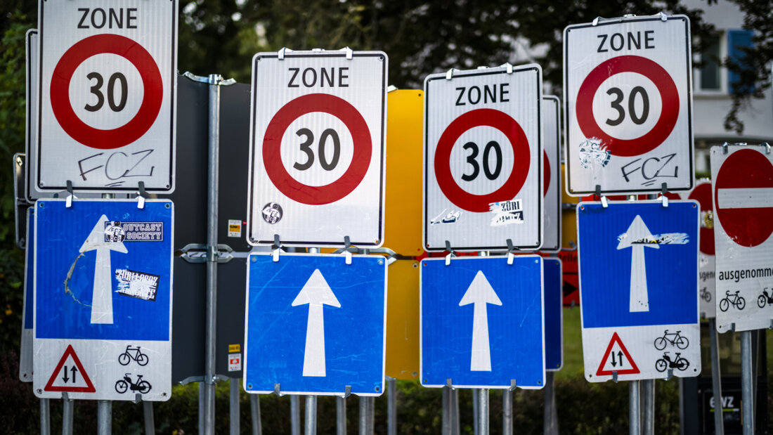 Der Bundesrat hat neue Regeln für die Einführung von Tempo-30-Zonen auf Hauptstrassen vorgeschlagen. Sie sorgen für eine hitzige Debatte. (Symbolbild) 20251206090022859.jpg