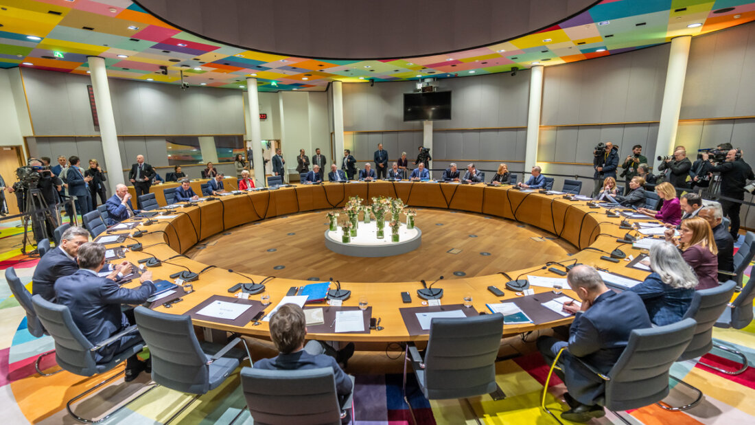 Die Staats- und Regierungschefs kommen zum EU-Sondergipfel in Brüssel zusammen. Foto: Michael Kappeler/dpa 20260122211313025.jpg