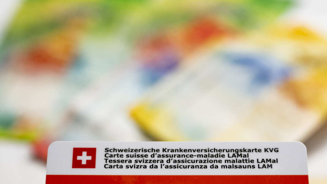 Das Tessiner Stimmvolk hat zwei Vorlagen angenommen, welche die Bürgerinnen und Bürger bei den Krankenkassenprämien entlasten. (Symbolbild) 20250928144648431.jpg