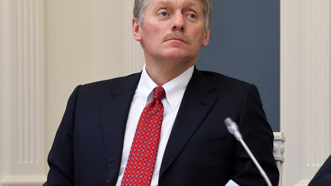 ARCHIV - Dmitri Peskow, Sprecher des russischen Präsidenten Putin, nimmt an einer Videokonferenz im Moskauer Kreml mit Putin teil. Foto: Alexei Nikolsky/AP/dpa 20260908165456309.jpg