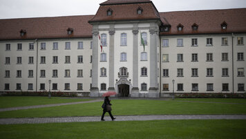 KEYSTONE/GIAN EHRENZELLER 20260202103453090.jpg