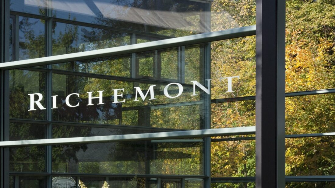 Der Verkauf der Online-Sparte YNAP belastete den Gewinn von Richemont weniger stark als zuletzt in Aussicht gestellt. (Archivbild) 20250516075037785.jpg