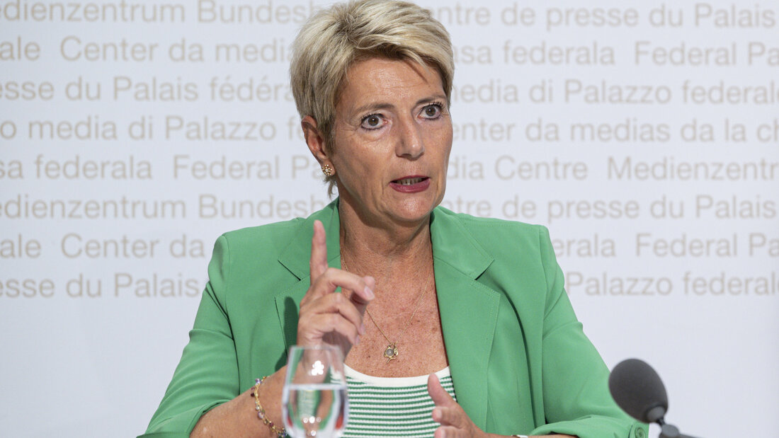 Finanzministerin Karin Keller-Sutter stellt die Pläne vor, mit denen der Bundesrat die Bankenstabilität erhöhen und namentlich grosse Banken in die Verantwortung nehmen will. 20260812160848547.jpg