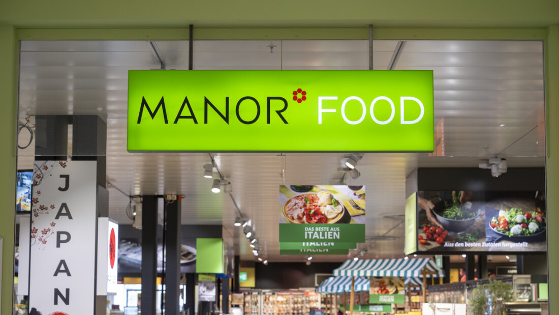 Manor übergibt seine Food-Filialen in Emmen, Basel und Rapperswil an Coop. Im Bild die Manor-Food-Filiale im Einkaufszentrum Emmen Center. (Archivbild) 20250813095638497.jpg