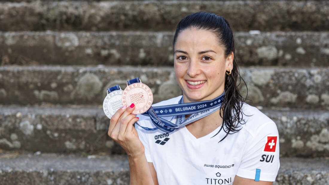 Lisa Mamié mit zwei ihrer vier EM-Medaillen 20251110121448131.jpg