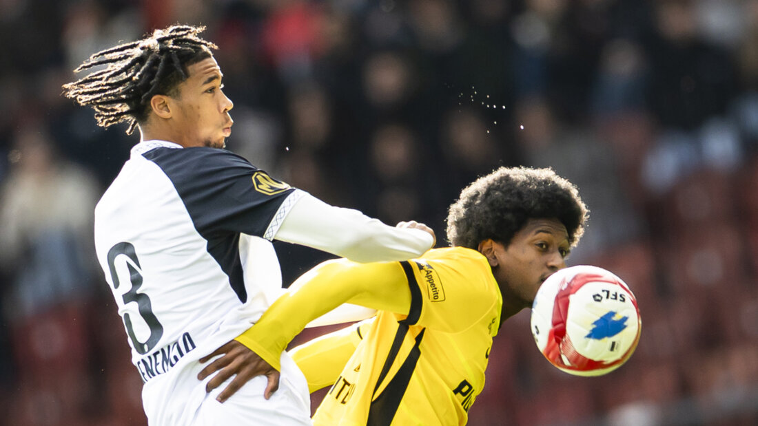 Livano Comenencia (links) vom FC Zürich könnte mit dem Karibikstaat Curaçao schon bald an der WM spielen 20251114083145038.jpg