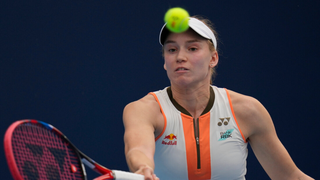 Jelena Rybakina ist in Tokio eine mögliche Finalgegnerin von Belinda Bencic, falls beide ihren Halbfinal gewinnen 20251024143051939.jpg