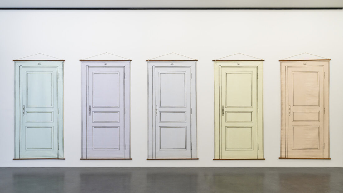 Die Serie "Doorway (Vrata)" von Edita Schubert, zu sehen im Muzeum Susch. 20251212093032886.jpg