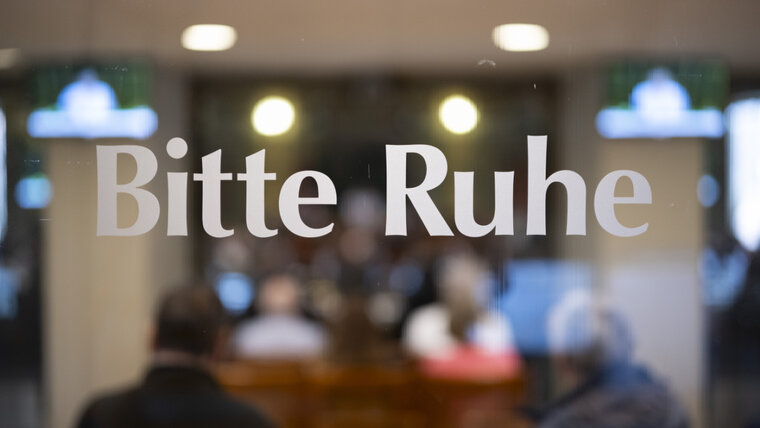 KEYSTONE/GIAN EHRENZELLER 20260302151936755.jpg