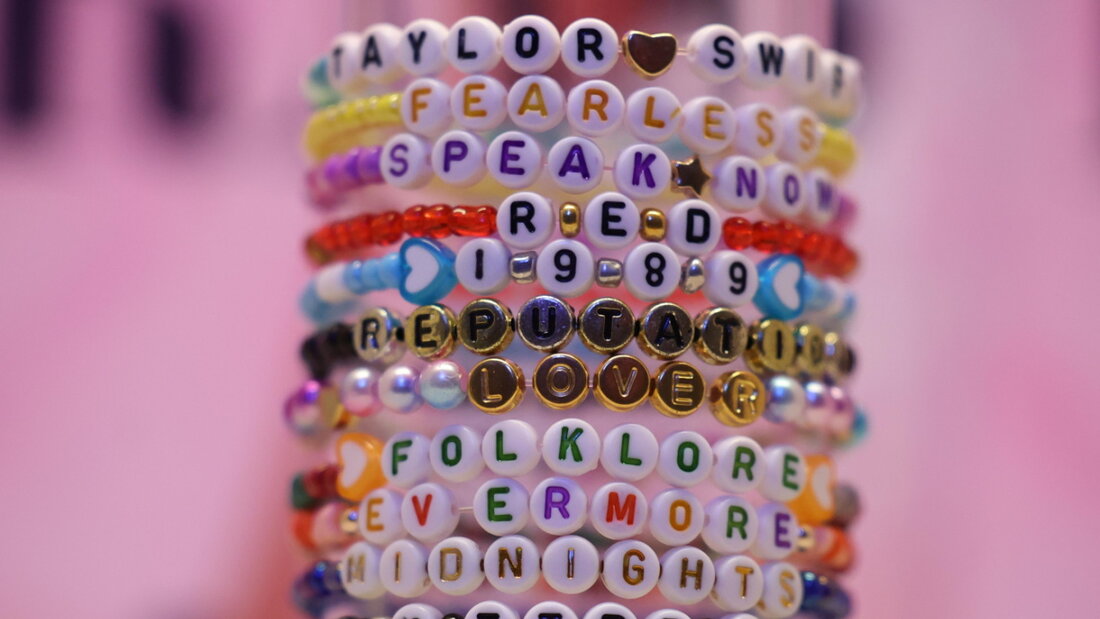 Für ihre Analyse untersuchten die Forscher auch Texte von US-Musikerin Taylor Swift. (Archivbild) 20251214063058935.jpg