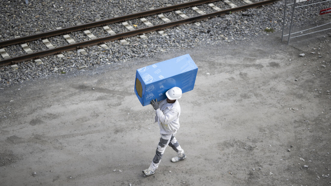 Zollängste, globale Unsicherheiten, eine Verlangsamung des Handels und nachlassende Absätze drücken auf die Stimmung von Schweizer Unternehmen. (Archivbild) 20250716085153290.jpg