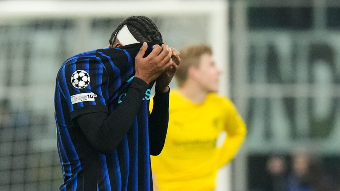 Inter Mailands Schweizer Verteidiger Manuel Akanji stand mit einem Fehler am Ursprung des ersten Gegentores 20260224230420303.jpg