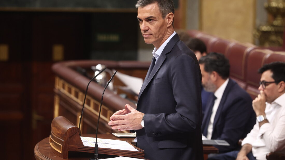 ARCHIV - Pedro Sánchez, spanischer Ministerpräsident, spricht vor dem Plenum des Abgeordnetenhauses. Foto: Eduardo Parra/EUROPA PRESS/dpa 20261005125039868.jpg