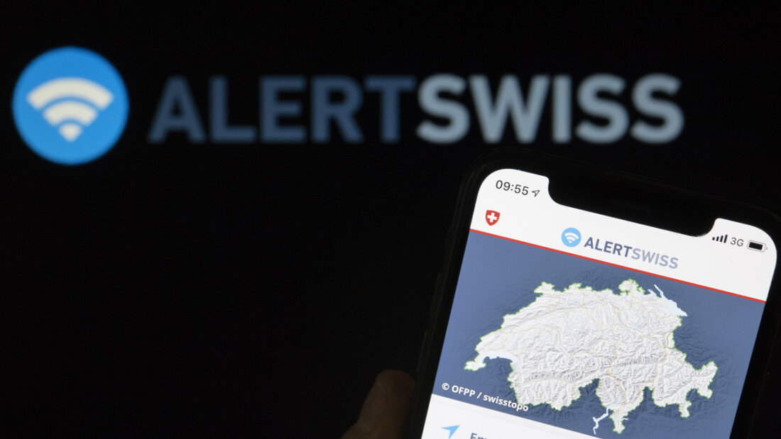 Alertswiss warnt am Freitagnachmittag vor einem Grossbrand im Stadtteil Viganello in Lugano. (Symbolbild) 20260529145310024.jpg