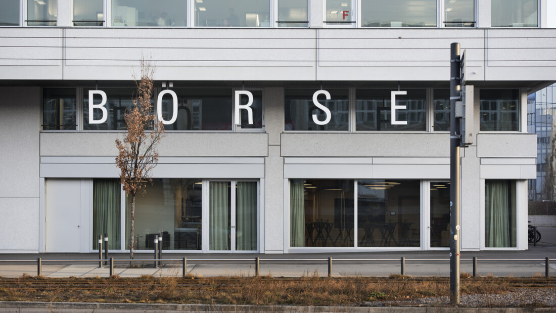 Die Schweizer Börse lässt sich zum Wochenstart von den erneuten US-Angriffen auf den Iran nicht beeindrucken. (Archivbild) 20260526100604268.jpg