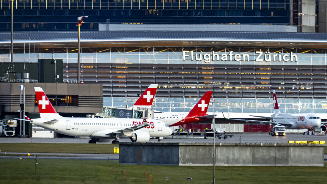 Im August sind am Flughafen Zürich mehr Flugzeuge gestartet und gelandet als im Vorjahr. Damit setzt sich der Aufwärtstrend der vergangenen Monate fort.(Symbolbild) 20250901102422324.jpg