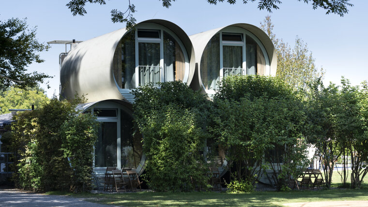 KEYSTONE/GAETAN BALLY 20251124092658892.jpg