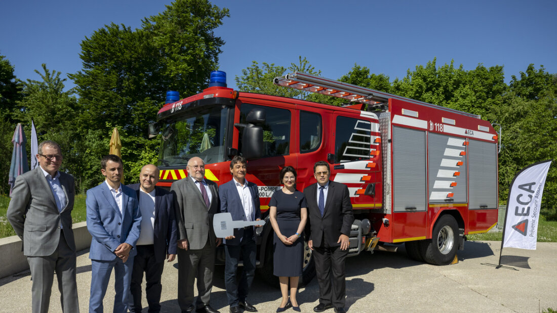 Dieses Feuerwehrfahrzeug und neun weitere aus dem Kanton Waadt gehen in die Ukraine. 20250501152058805.jpg