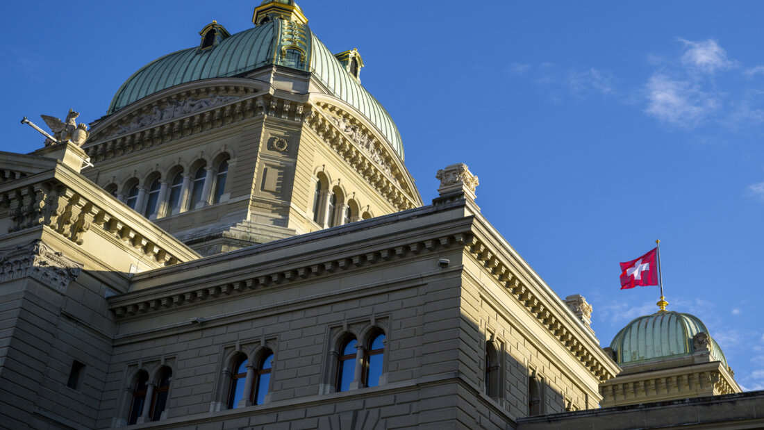 Heute Montag beginnt die dreiwöchige Frühjahrssession der eidgenössischen Räte im Bundeshaus - mit zahlreichen heissen Dossiers. (Archivbild) 20260302043049260.jpg