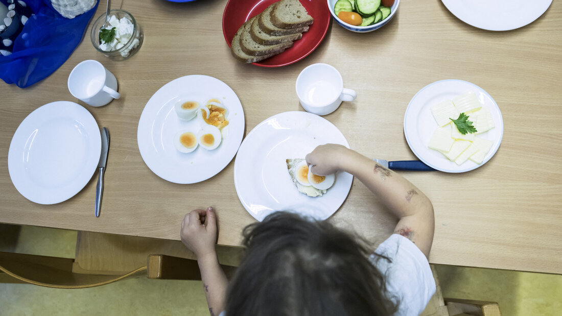 Die Familien- und schulergänzende Betreuung soll im Kanton St. Gallen einheitlicher finanziell gefördert werden. (Symbolbild) 20261005094713316.jpg