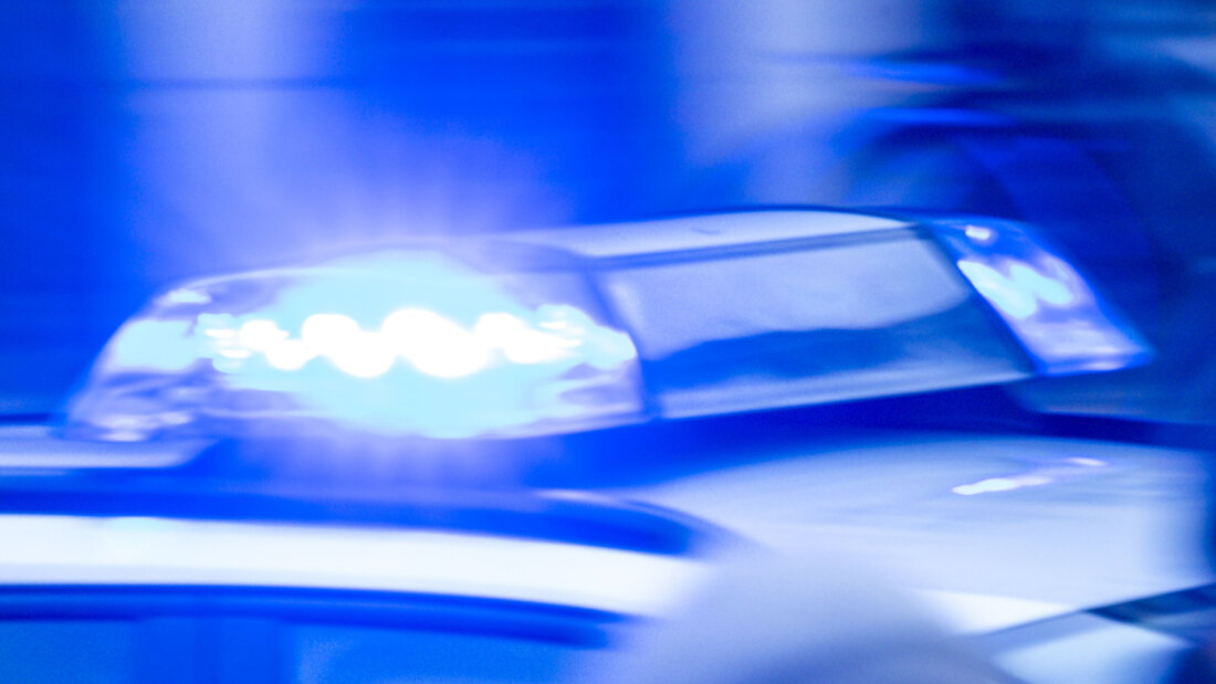 In St. Gallen verletzte sich ein Betrunkener schwer, als er eine Glasscheibe eintrat, um in seine Wohnung zu gelangen. (Symbolbild) 20251214110229818.jpg