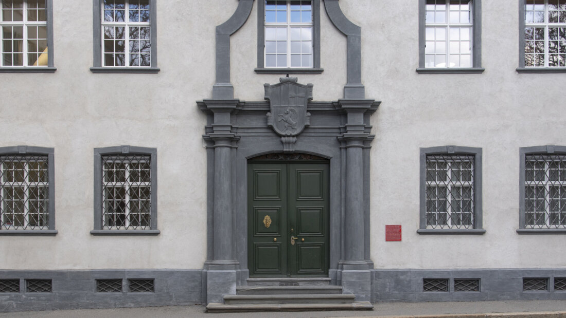 Die Bündner Regierung wehrt sich gegen die Abwälzung von Bundesaufgaben auf die Kantone. (Archivbild) 20250501103059752.jpg