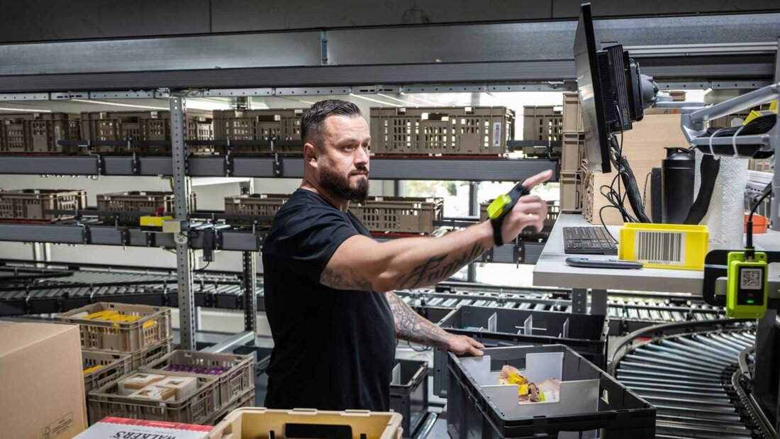 Mit dem neuen Verteilzentrum in Regendsdorf wächst das Sortiment im Online-Geschäft deutlich. (Bild Migros) 20260908160336612.jpg