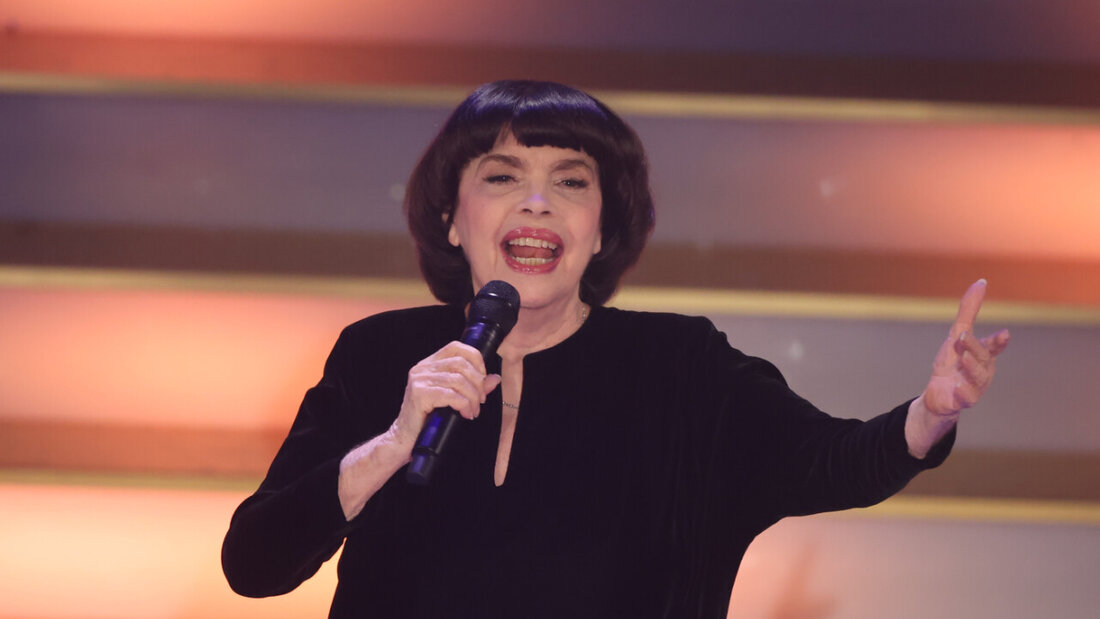 In den 60 Jahren ihrer Karriere hat sich Mireille Mathieu den Status als Botschafterin des französischen Chansons ersungen. Zum Bühnenjubiläum geht sie nun auf Tour und macht im November auch Halt in der Schweiz. (Archivbild) 20251022110106492.jpg