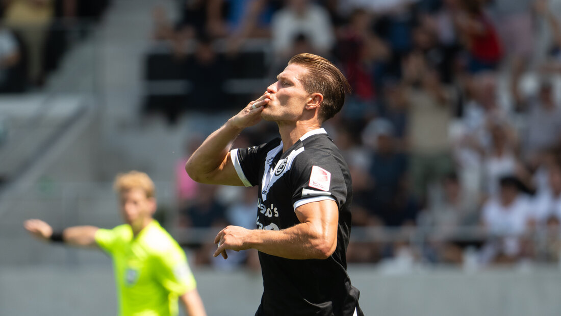 Kevin Behrens ebnete seinem Team den Weg mit zwei Toren in der ersten Halbzeit 20260809155549185.jpg