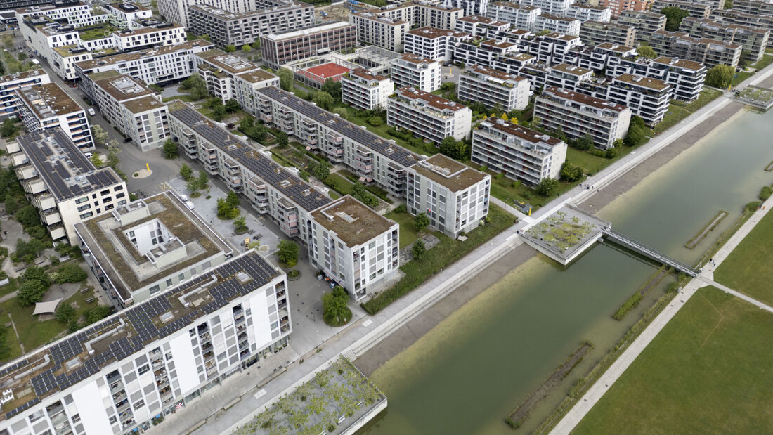 Mieterinnen und Mieter in der Schweiz müssen vorerst keine höheren Wohnkosten wegen des hypothekarischen Referenzzinssatzes befürchten. (Symbolbild) 20260901080823026.jpg