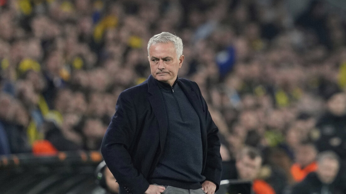 Startrainer José Mourinho steht offenbar vor einer Rückkehr zu Benfica Lissabon 20250917111117227.jpg