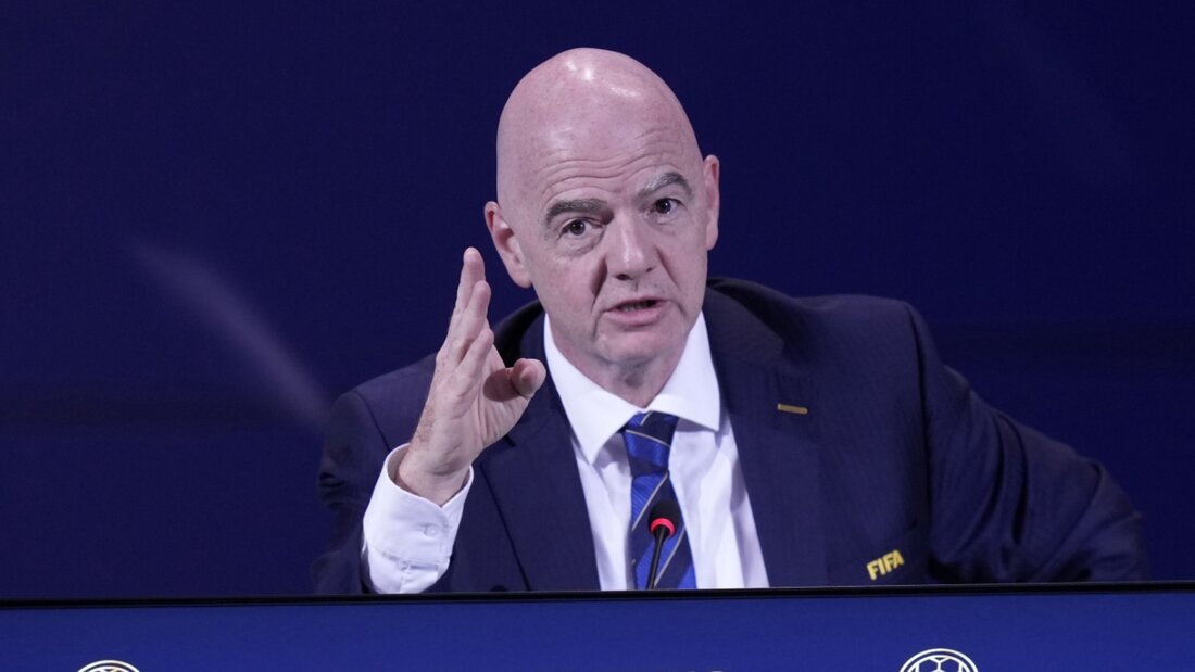 Gianni Infantino sagt, dass die wichtigste Botschaft, die der Fussball derzeit vermitteln kann, die des Friedens und der Einheit, ist 20251002173810592.jpg