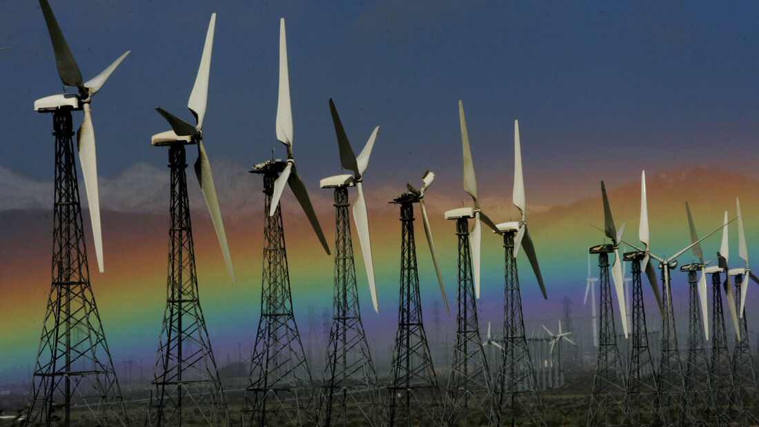 US-Präsident Donald Trump hat ein weiteres Windkraft-Grossprojekt verhindert: Anders als zunächst geplant wird der deutsche Energieriese RWE doch nicht Windkraftanlagen in US-Gewässern betreiben. Dafür erhält der Konzern von der US-Regierung eine hohe Ausgleichszahlung. 20260807040311419.jpg