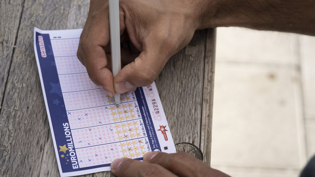 Niemand hat am Dienstag im Spiel Euromillions die richtigen Zahlen und Sterne getippt. (Archivbild) 20240702221155520.jpg