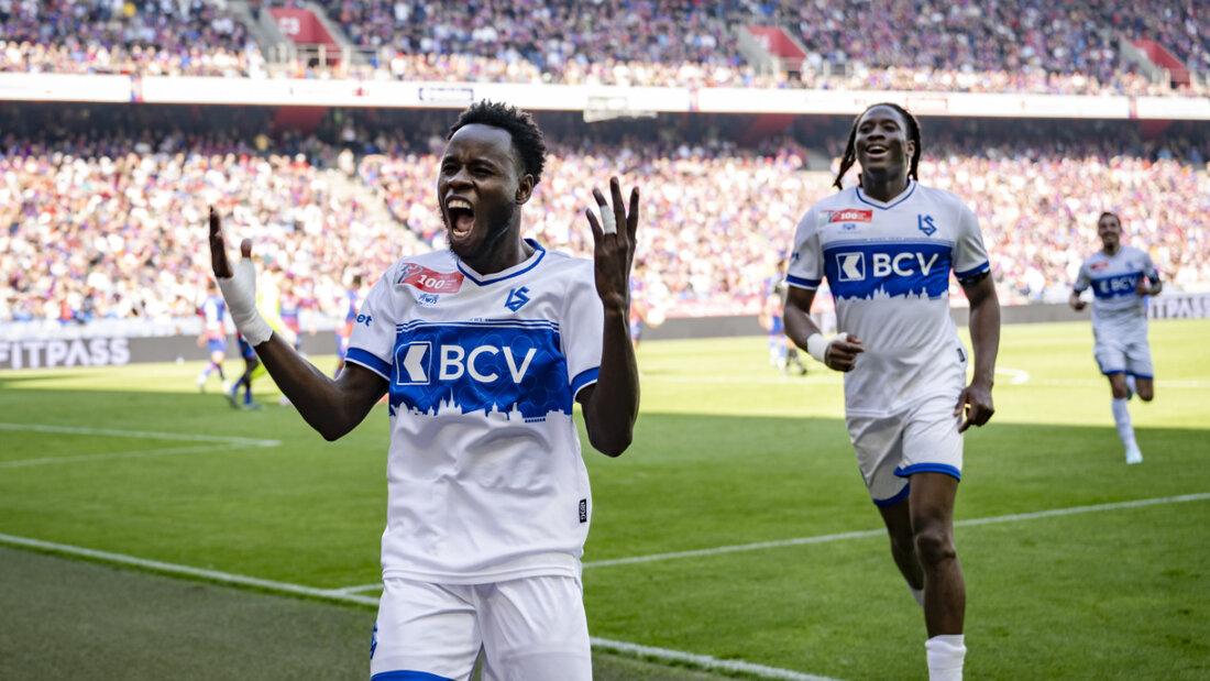 Soll kommende Saison in St. Gallen für Jubelschreie sorgen: der ehemalige Lausanner Aliou Baldé (li.) 20250721175839736.jpg